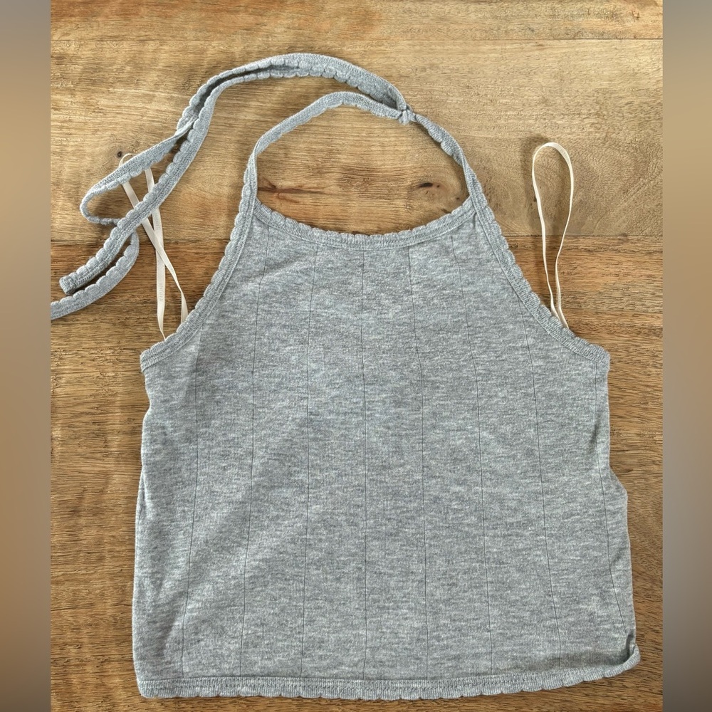 Forever 21 Grey Halter Crop Top - Size M